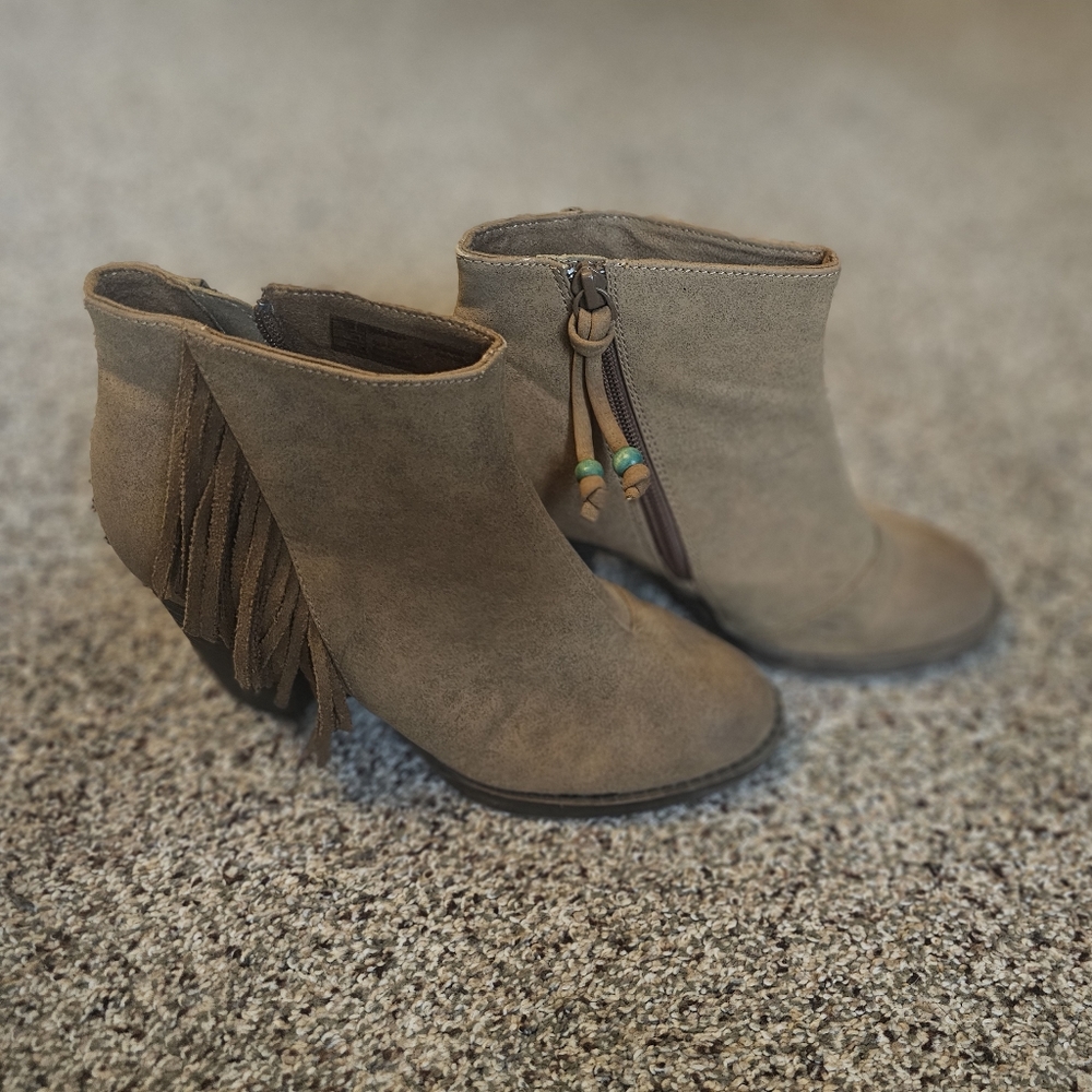 Ariat booties